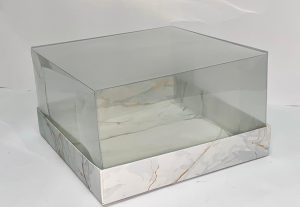 קופסא שקופה לעוגה שיש לבן 24*24 גובה 13 ס"מ
